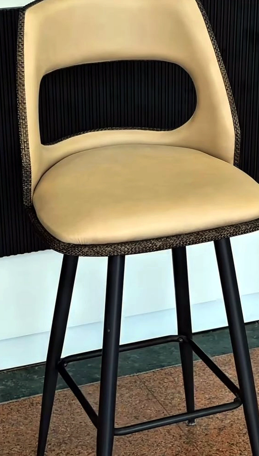 Aero Bar Stool